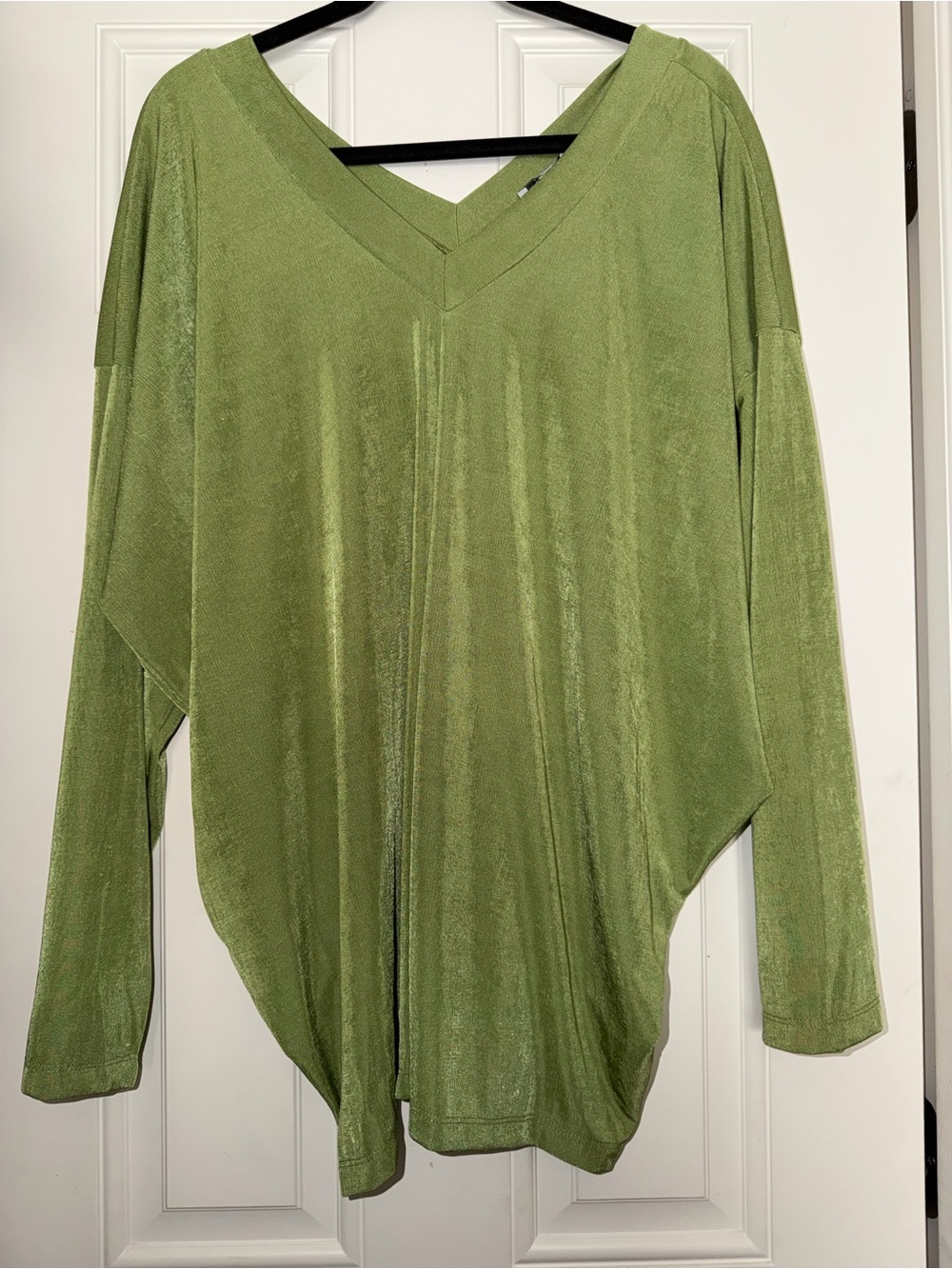 NWOT women’s White Birch Green V-Neck Dolman Pullover top size 3x